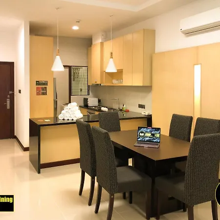 Vaca Apartments At Imperial Suites Kuching Exterior photo